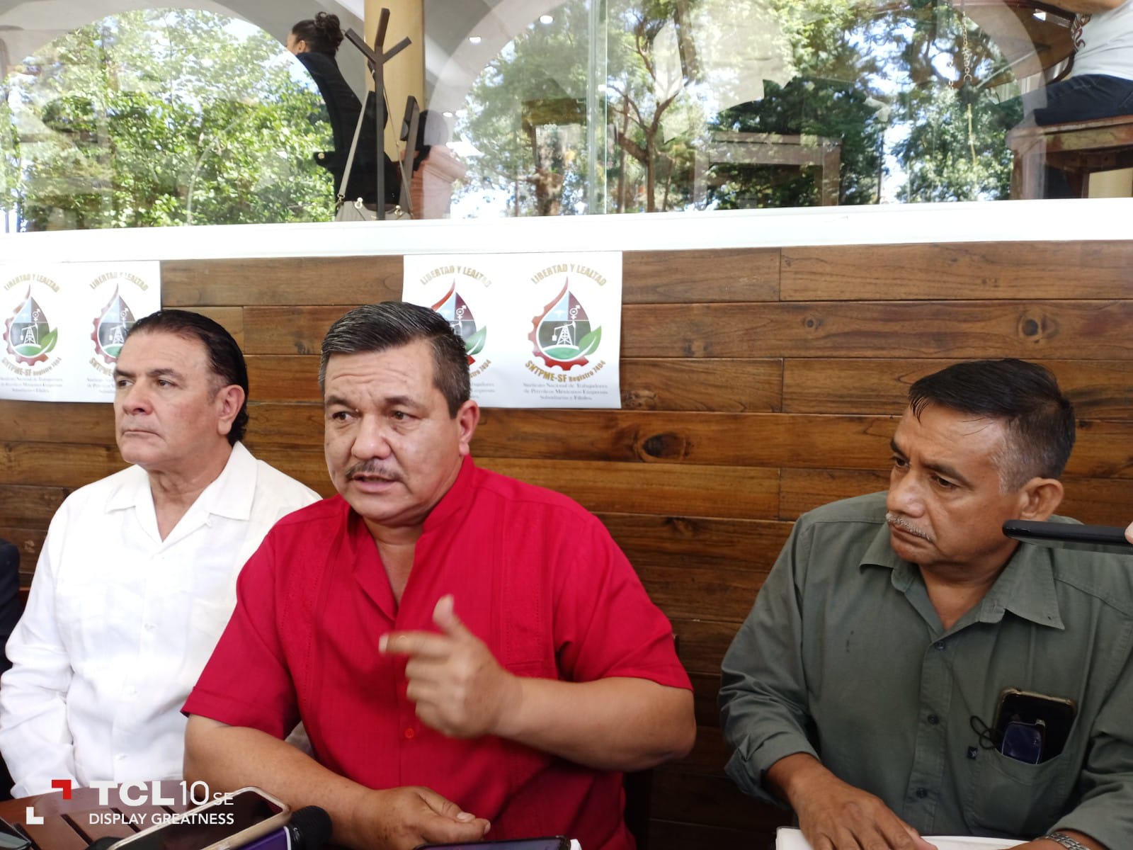 Tres trabajadoras de Pemex en plataformas de Campeche denuncian acoso sexual y laboral