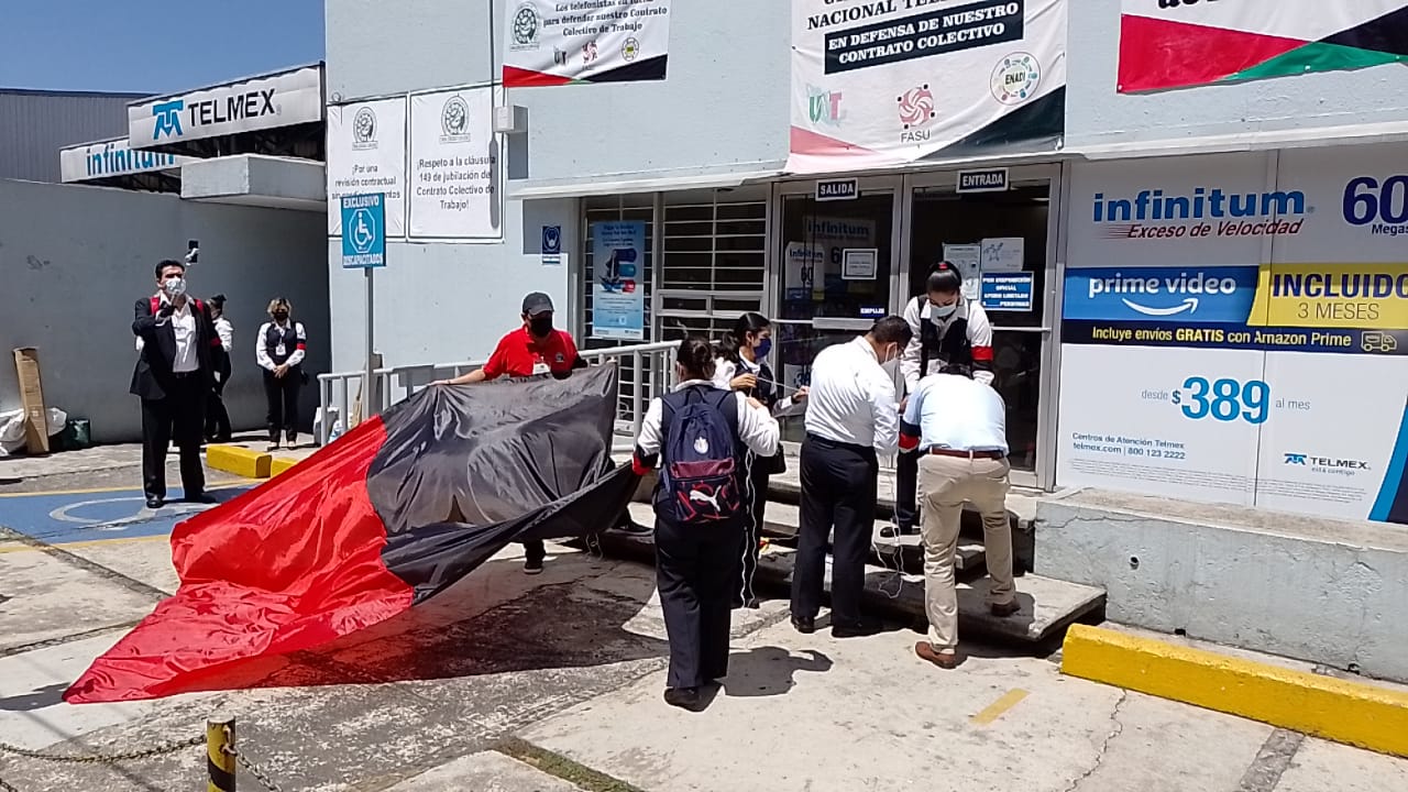 Trabajadores inician huelga en Telmex de Orizaba por tiempo indefinido