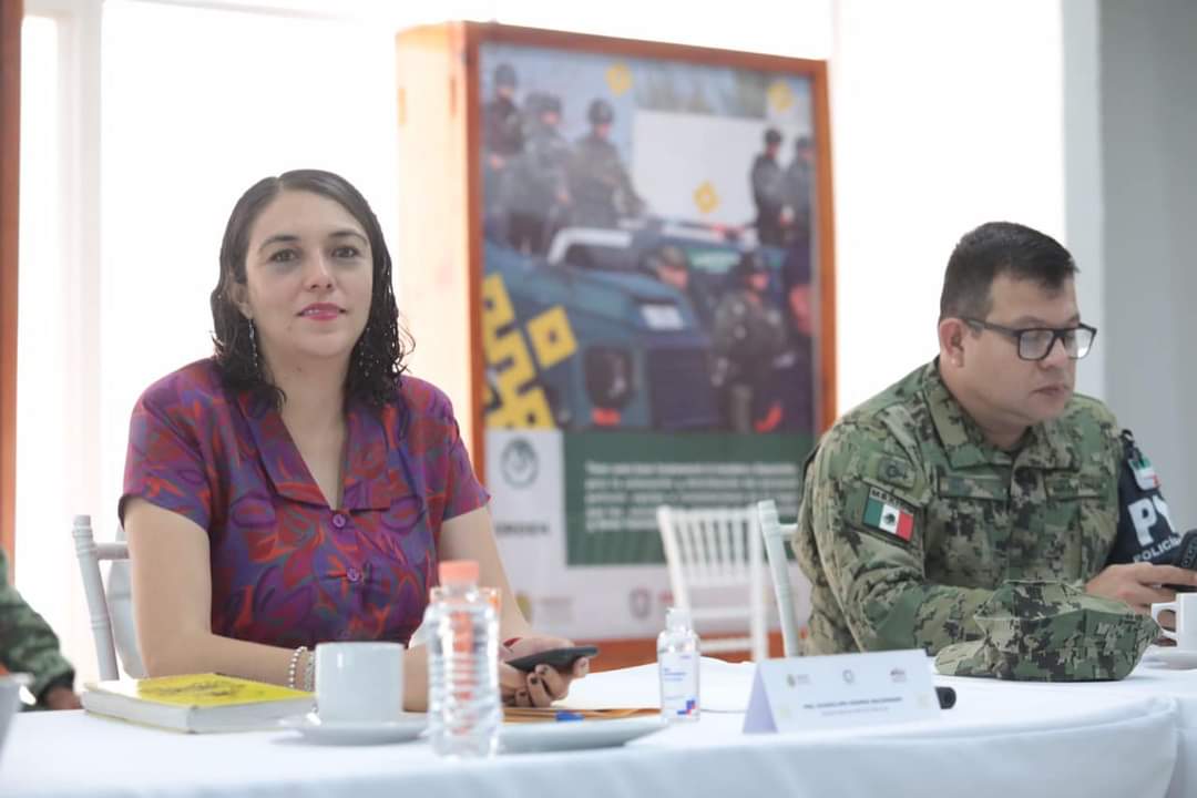 Activan Plan DN-III-E y Plan Guardia Nacional de Auxilio por incendio en ducto de Pemex