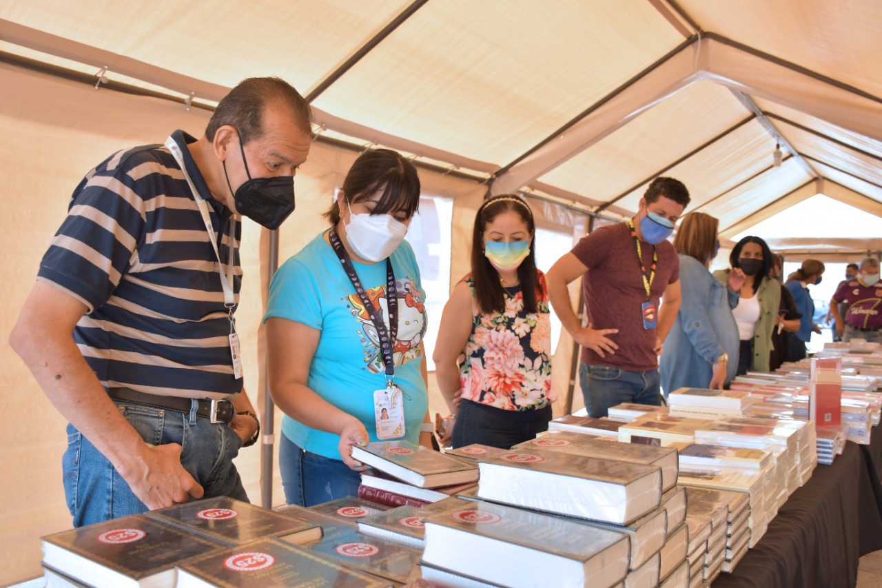 Tendido de Libros en el Centro Cultural Atarazanas del 22 al 24 de julio