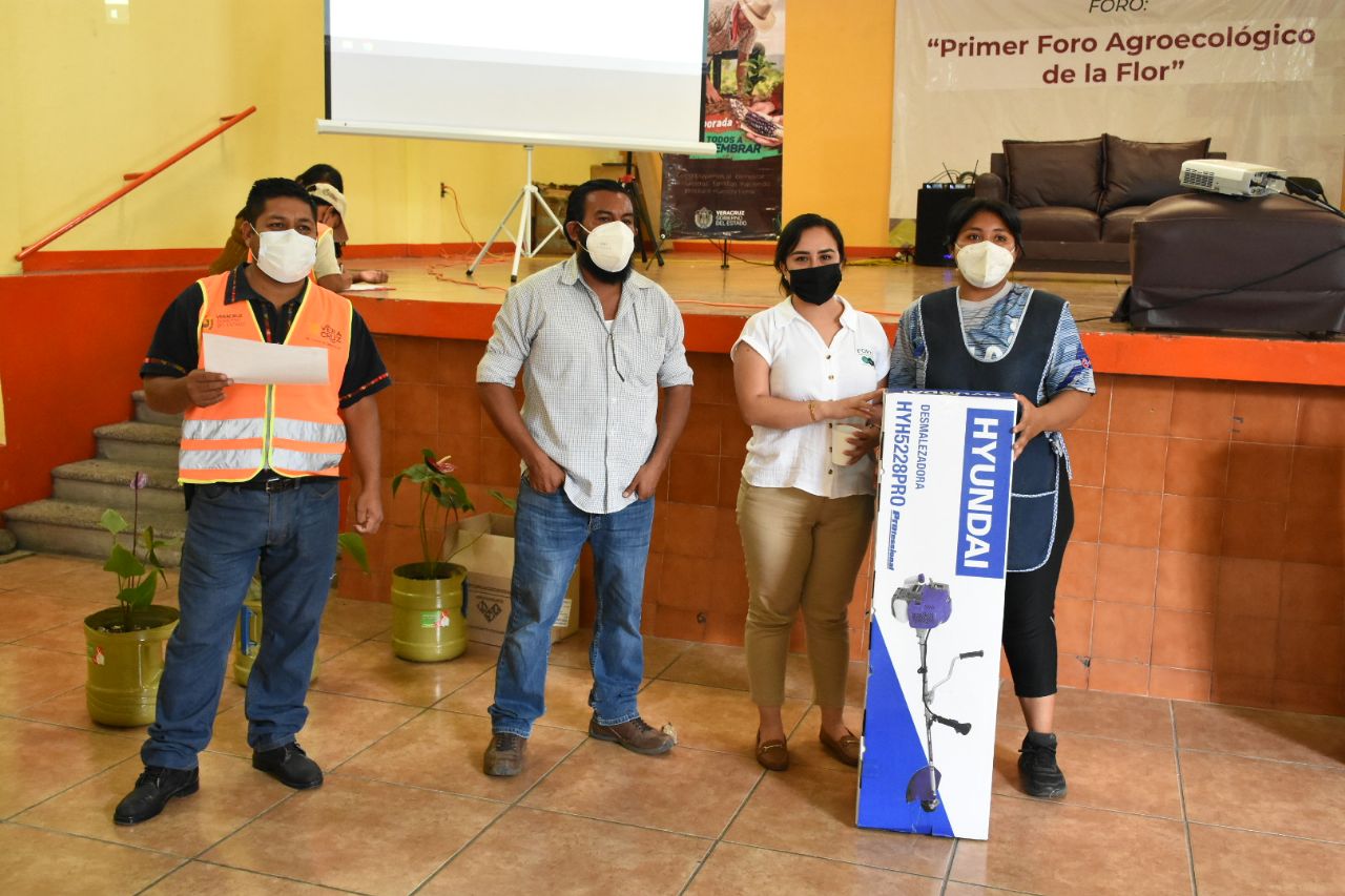 Realizan en Fortín primer foro Agroecológico de la Flor