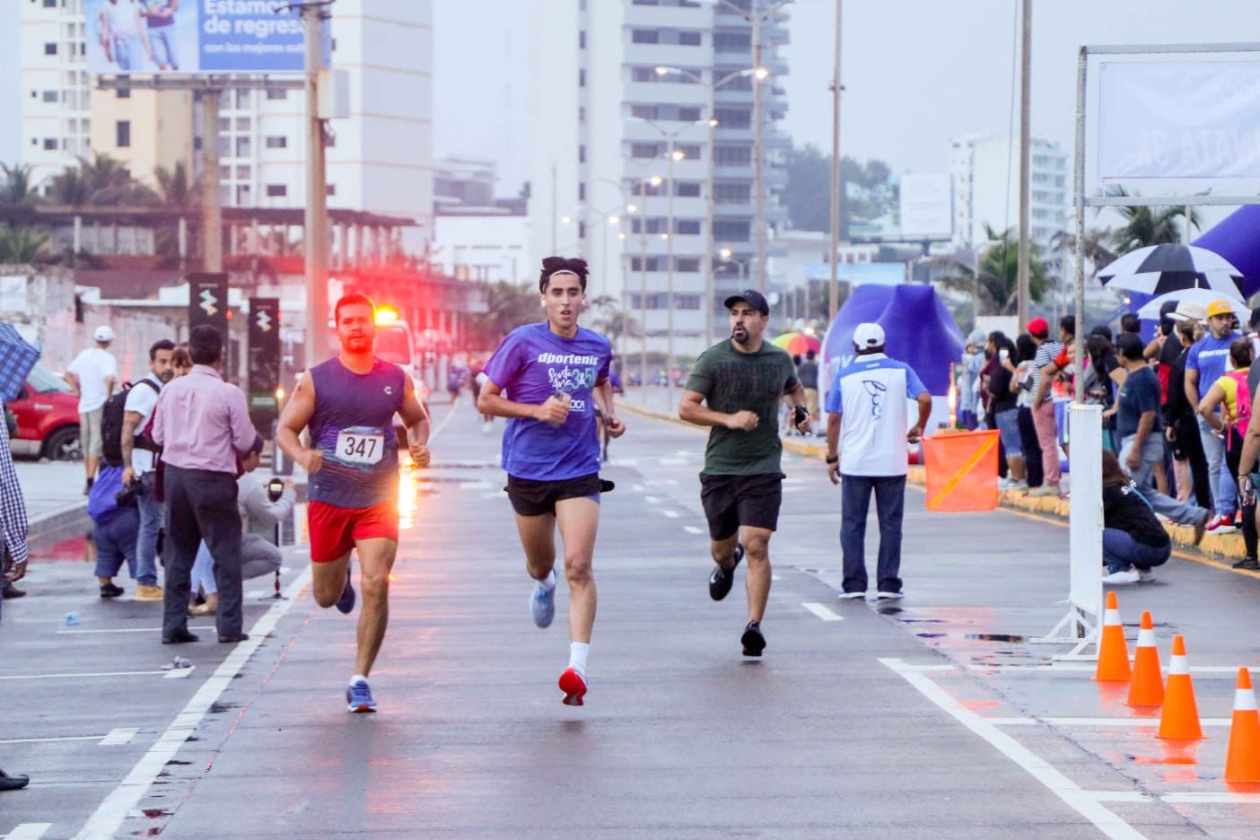 Carrera Santa Ana 5K y caminata 3K con mascotas fue todo un éxito