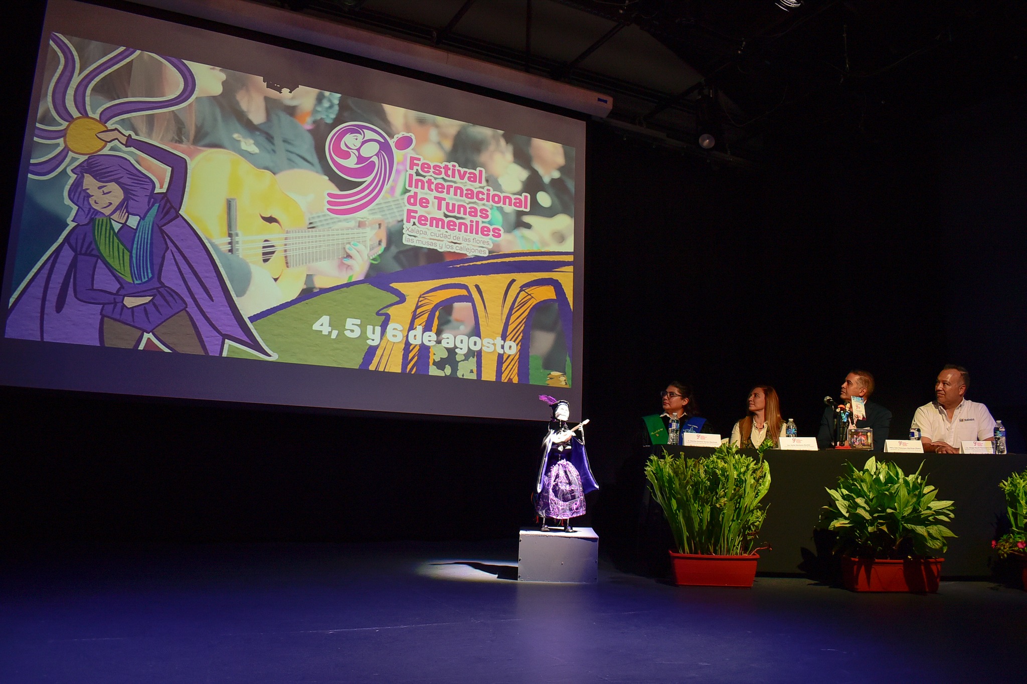 Presentan 9° Festival de Tunas Femeniles