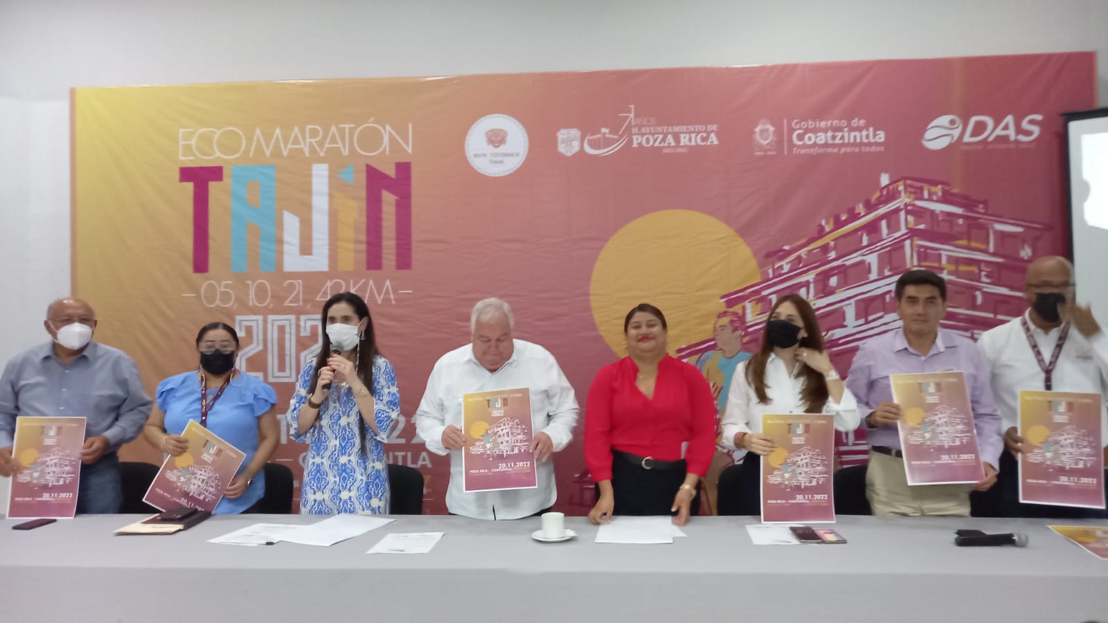 Presentan en Poza Rica Eco Maratón Internacional Tajín 2022