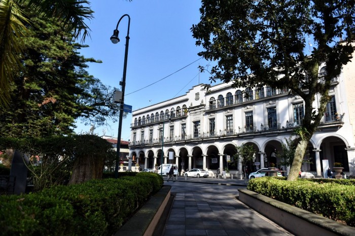 Buscan soluciones para la deuda de 1 mil mdp por bursatilización en ayuntamientos