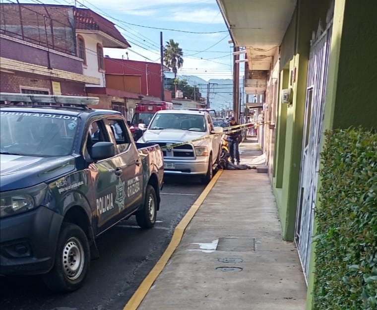 Muere hombre en calles de Orizaba de infarto fulminante