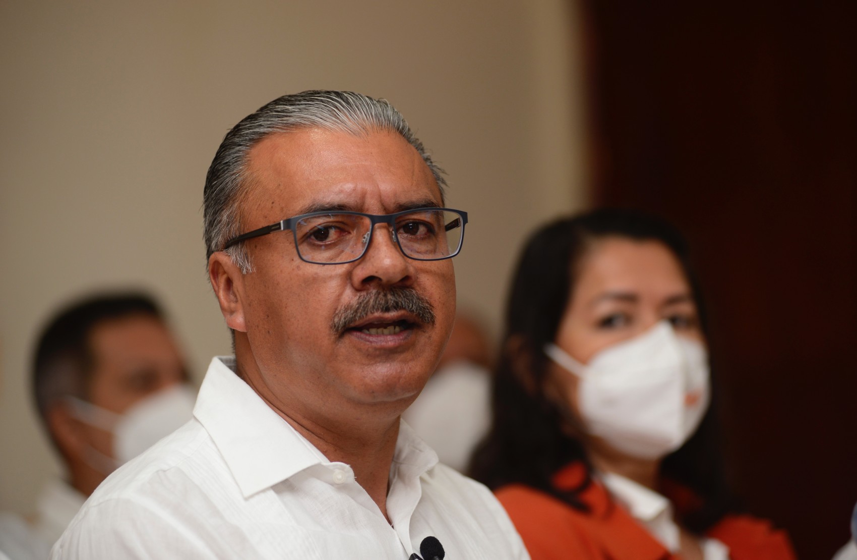 Complicado evitar que estudiantes no escuchen narcocorridos tumbados: SNTE