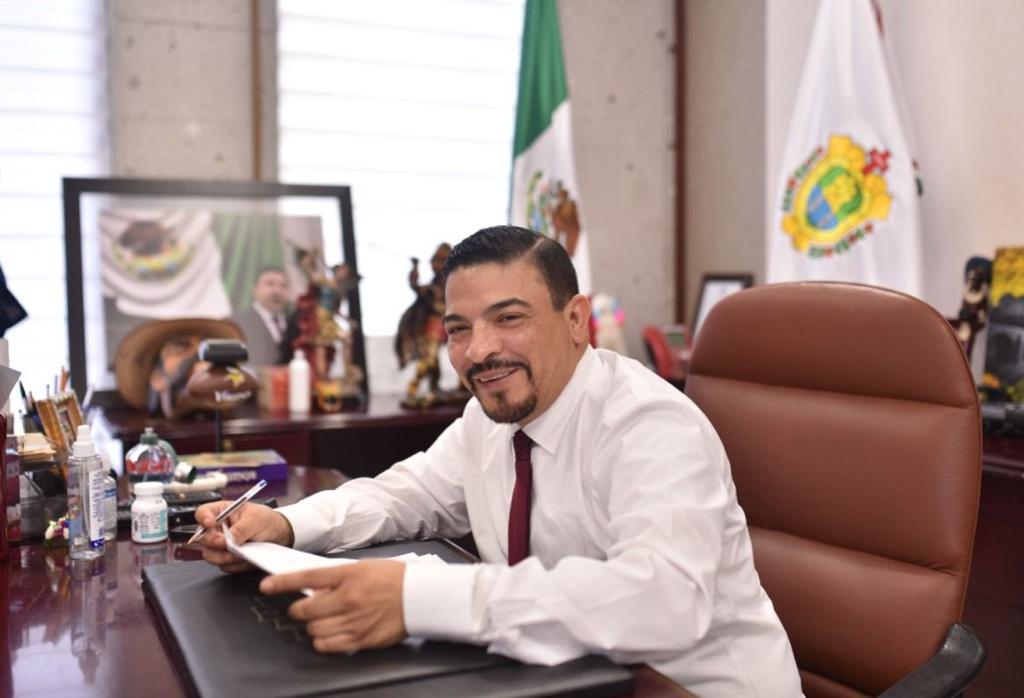 Para desaparecer poderes en Acayucan es necesario solicitarlo al Congreso del Estado: Cazarín