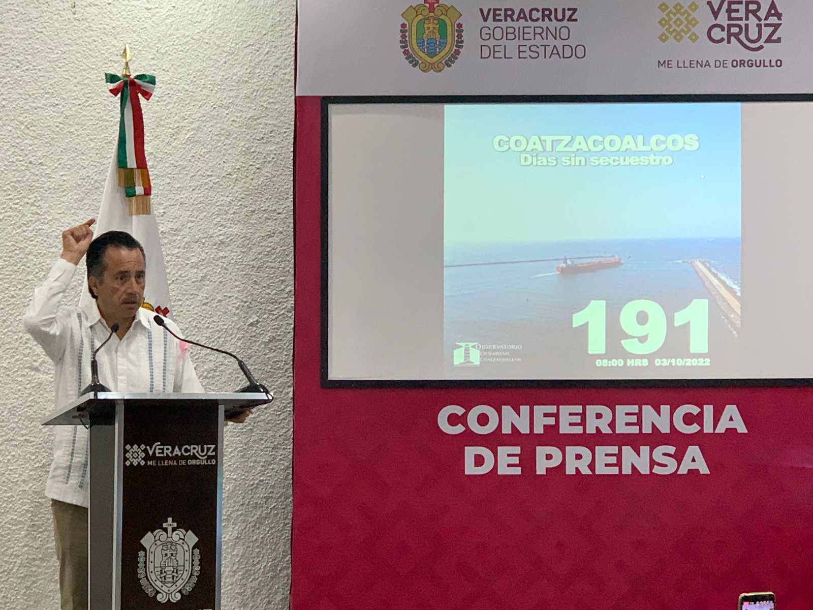 Gobernador urge al Ayuntamiento de Coatzacoalcos a firmar convenio de mando único