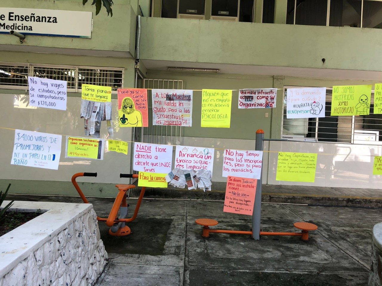 Continúa protesta contra acoso e inseguridad en UV Poza Rica