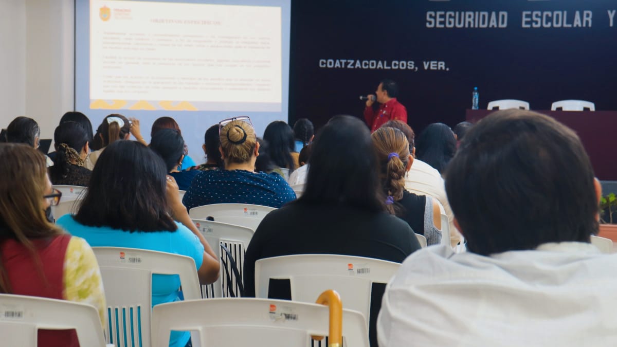 Cesados 19 maestros de primarias federales, 3 por abuso sexual