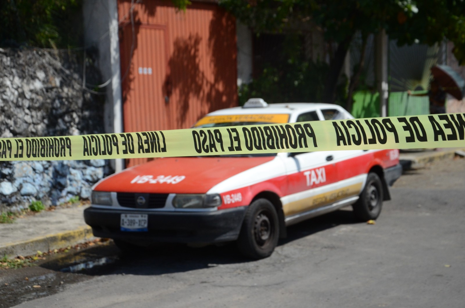 Taxista muere de presunto infarto en su unidad en Veracruz puerto