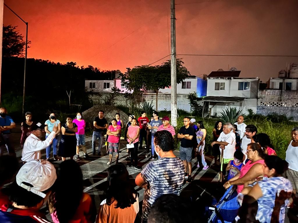 Vecinos se oponen a construcción de crematorio en fraccionamiento de Coatzintla