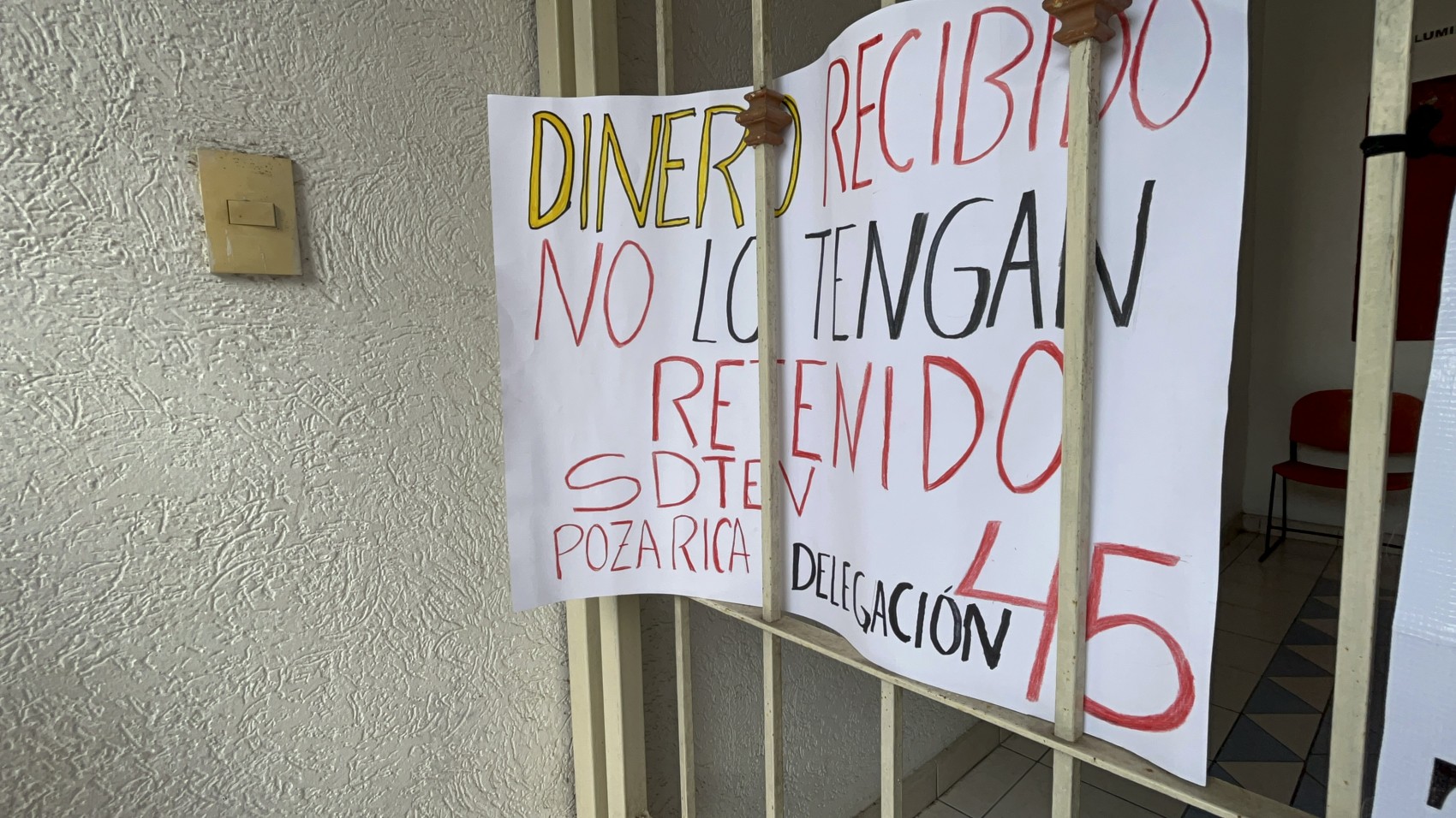 Paro laboral de docentes podría concluir este martes