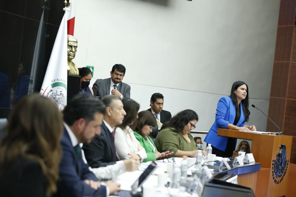 No se vale jugar con la salud de los mexicanos: Senadora Indira Rosales