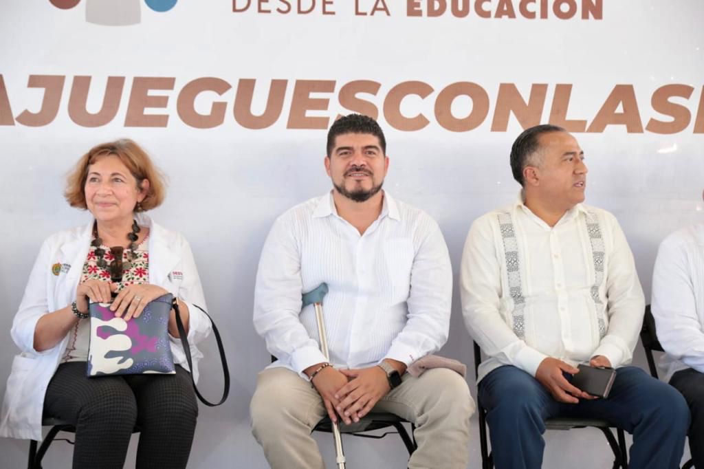 Zenyazen solicitó a las y los jóvenes no echar a perder su vida con las drogas