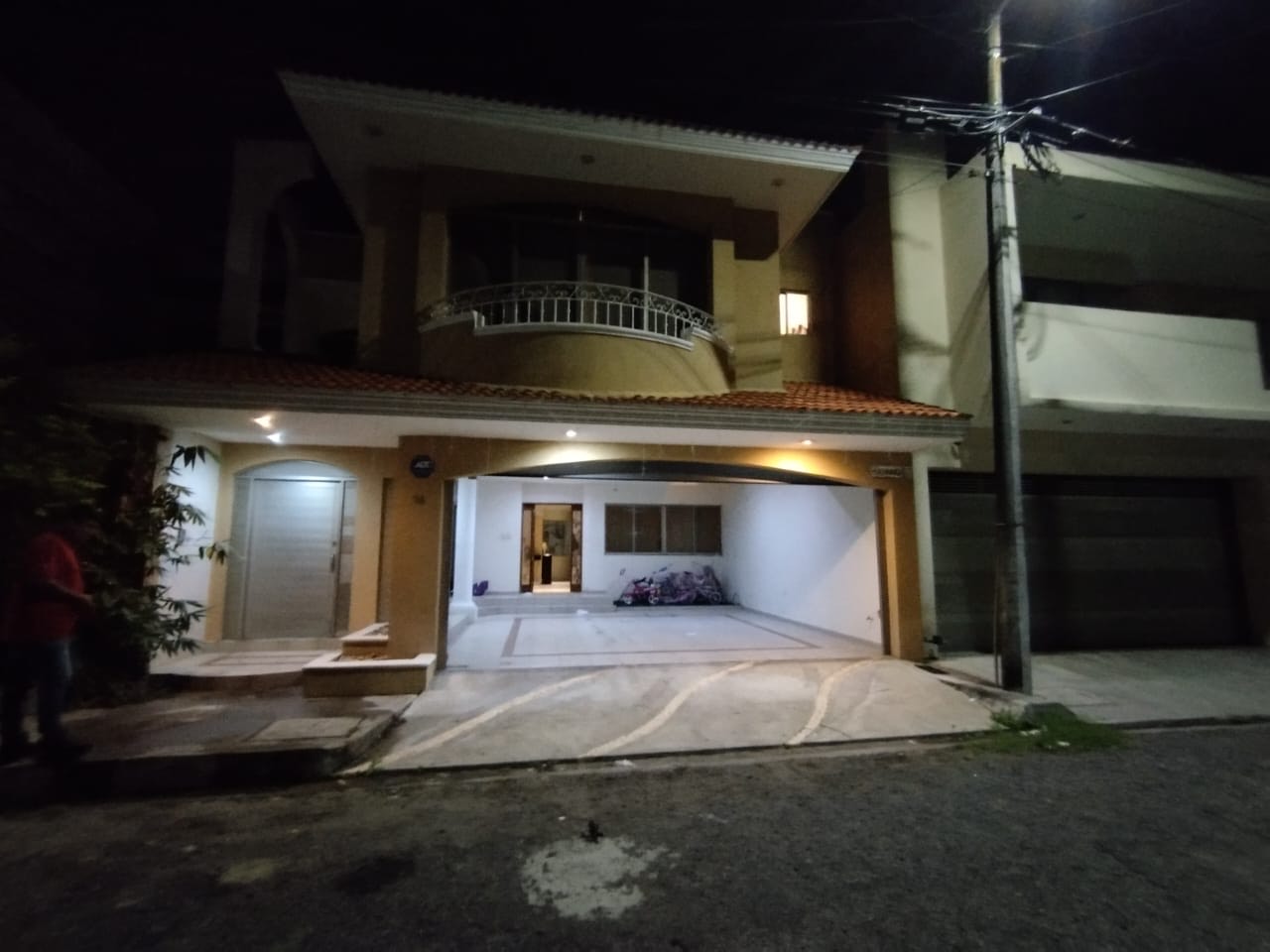 Vecinos denuncian violentos cateos en la Riviera Veracruzana y Boca del Río