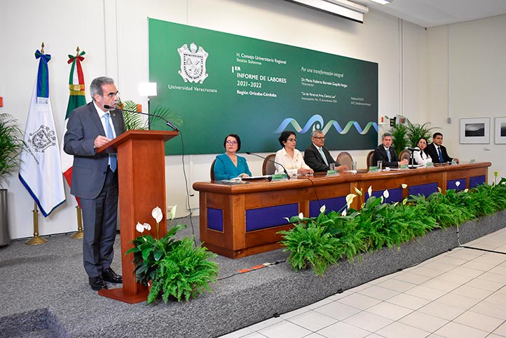 Es un derecho constitucional 4% del presupuesto para la UV: Rector
