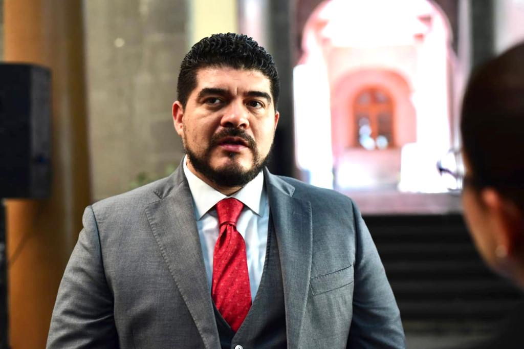 Un retroceso federalizar nómina de docentes y administrativos: Zenyazen