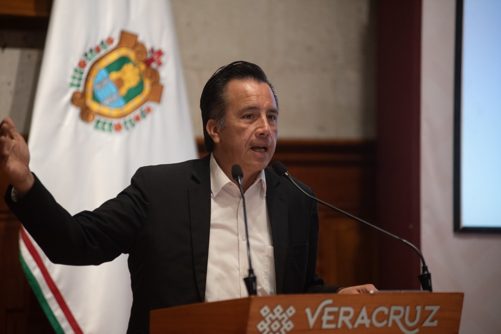 Una jalada, declaraciones de Tesorero de Sayula contra Erick Cisneros: Cuitláhuac