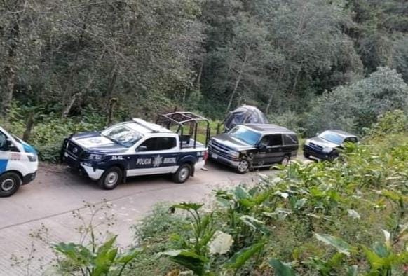 Madre e hijo de 2 años fallecen en accidente en Zongolica