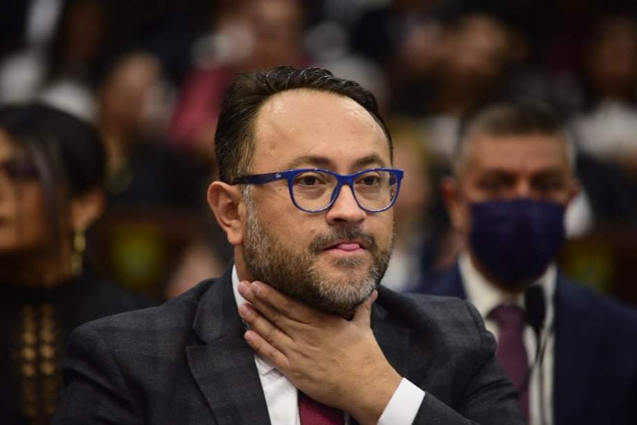 A mí no me importan las críticas: Elio Hernández