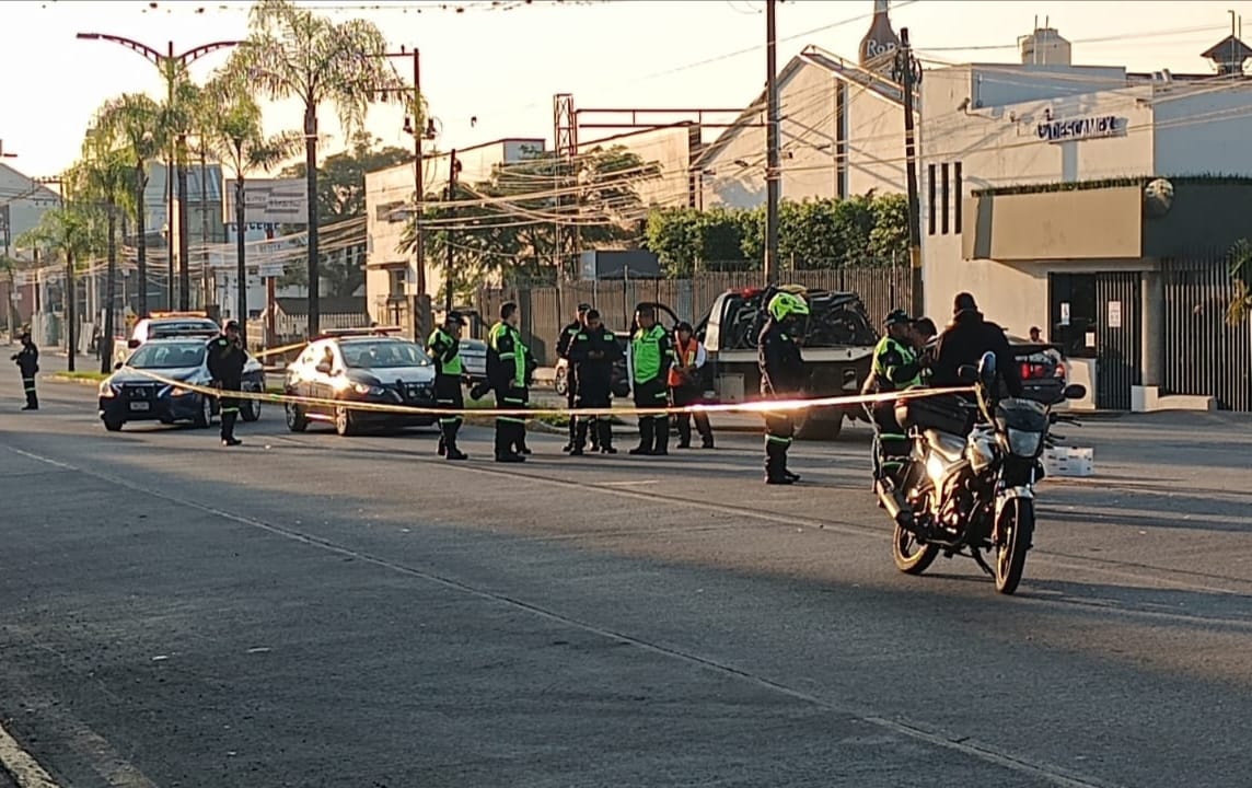Motopatrullero muere atropellado por tráiler en el bulevar Córdoba-Peñuela