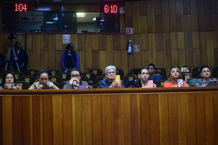 Morena ni picha, ni cacha, ni deja batear en materia legislativa: Brujas del Mar