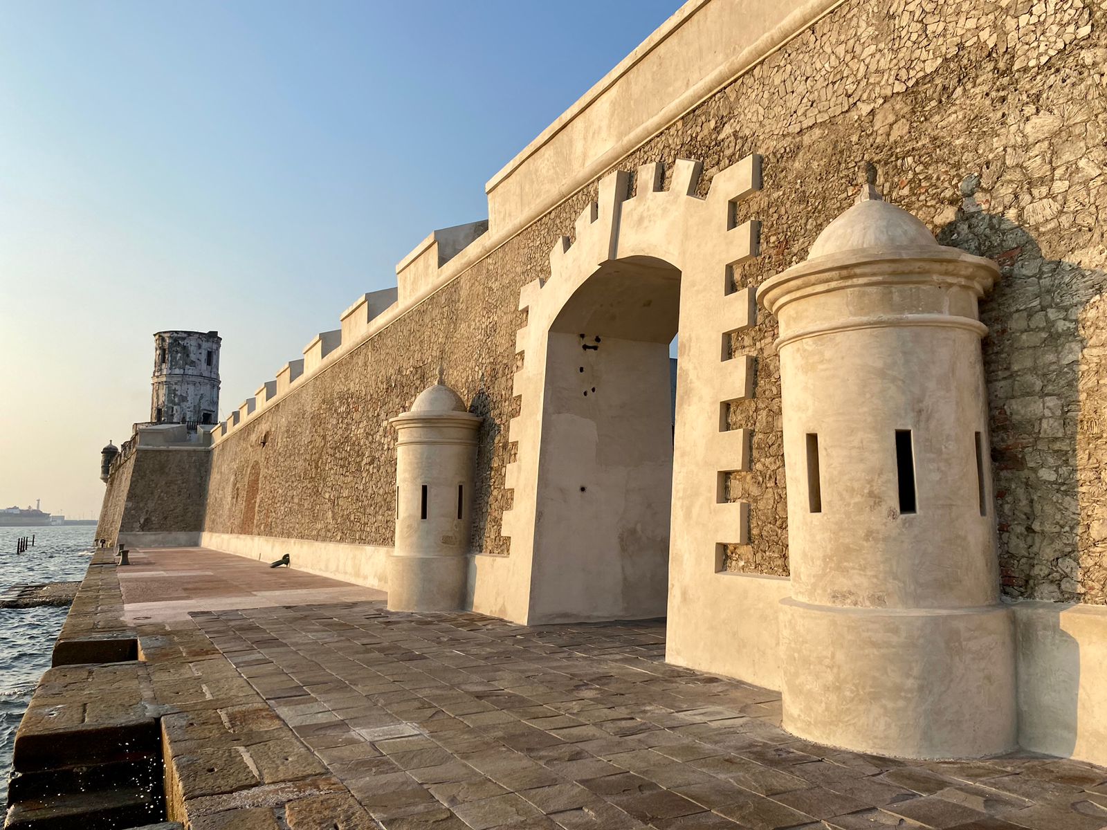 San Juan de Ulúa podría ser sede de la celebración de los 200 años de creación del Congreso local