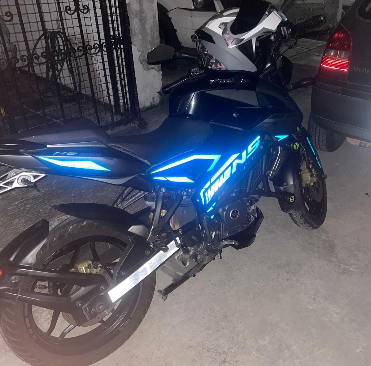 Roban dos motocicletas en Orizaba y Mariano Escobedo