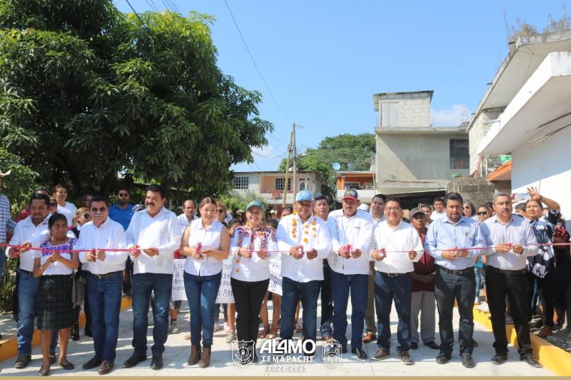 Inauguran obra de concreto hidráulico en La Tortuga, municipio de Álamo-Temapache