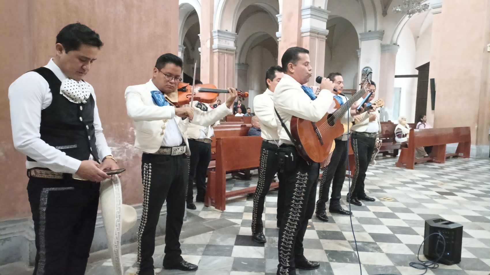 Diócesis de Veracruz recomienda uso de cubrebocas en celebraciones decembrinas