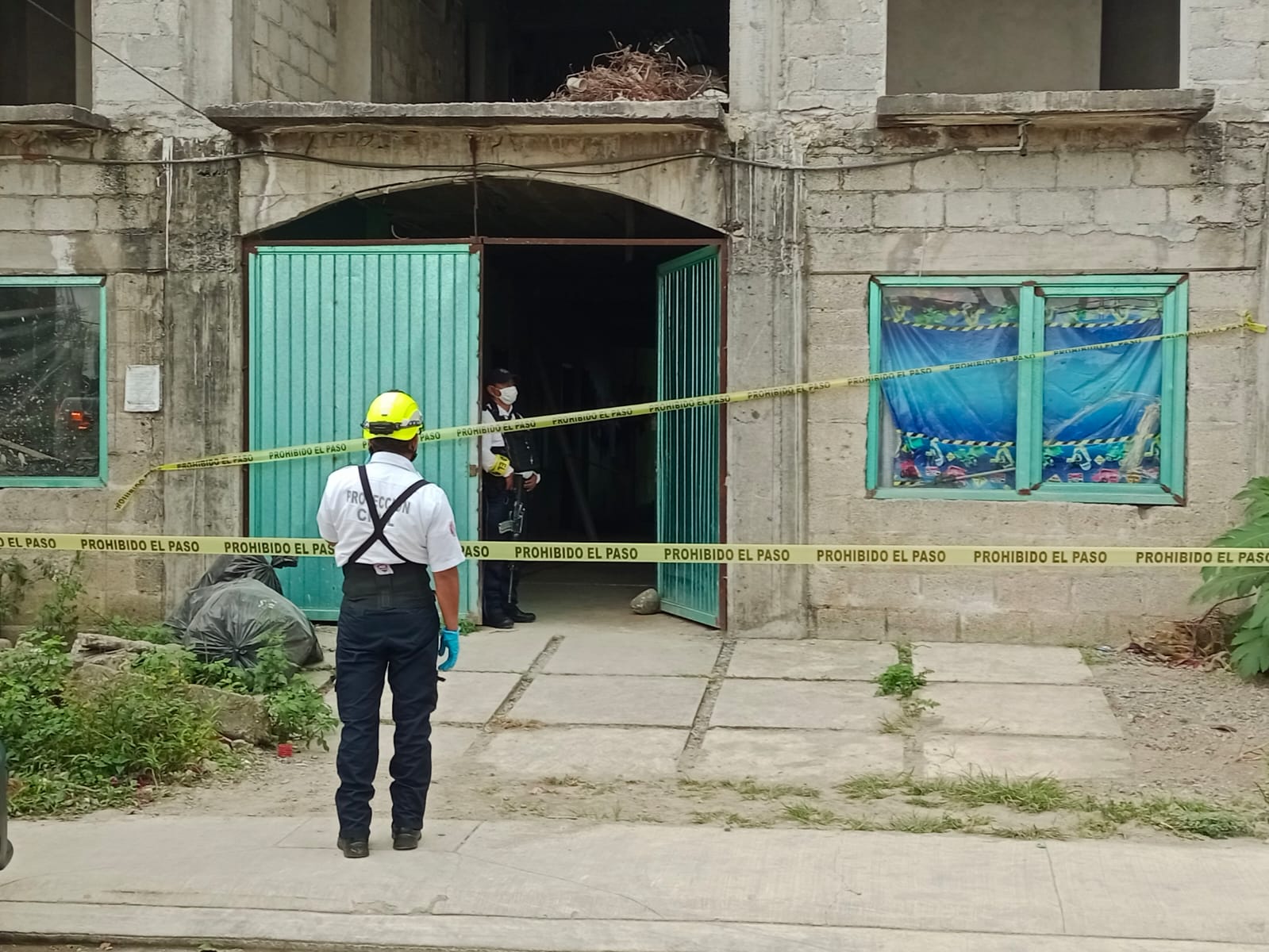 Mujer fallece al caer de escaleras en su casa de Orizaba