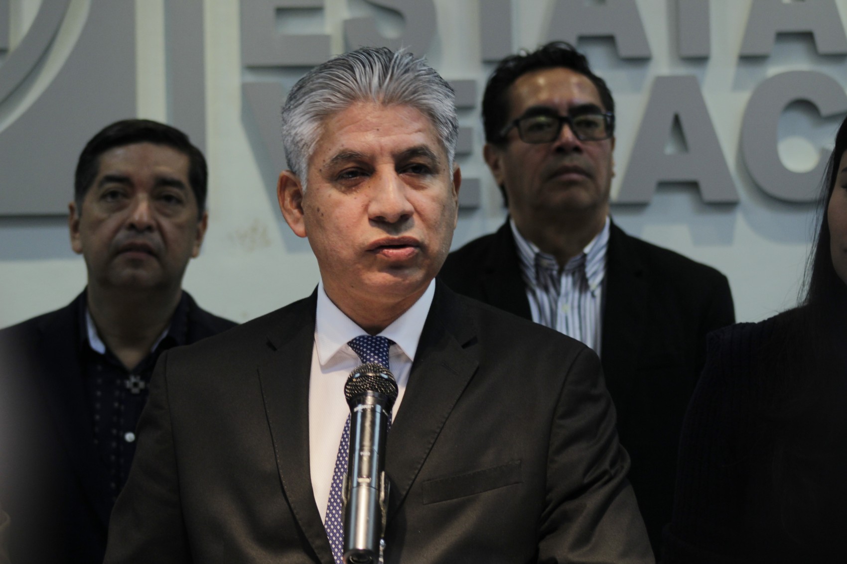 Panistas pactan con Morena, acusa senadora Rosales