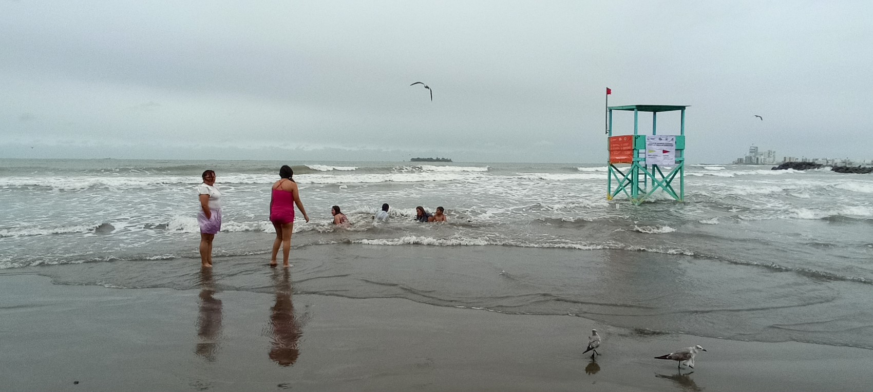 Ambiente fresco a frío, con algunas lloviznas para este sábado en Veracruz