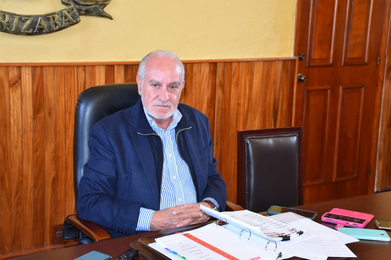 Divide opiniones que alcalde de Orizaba señale que tiene derecho a pensión para el adulto mayor
