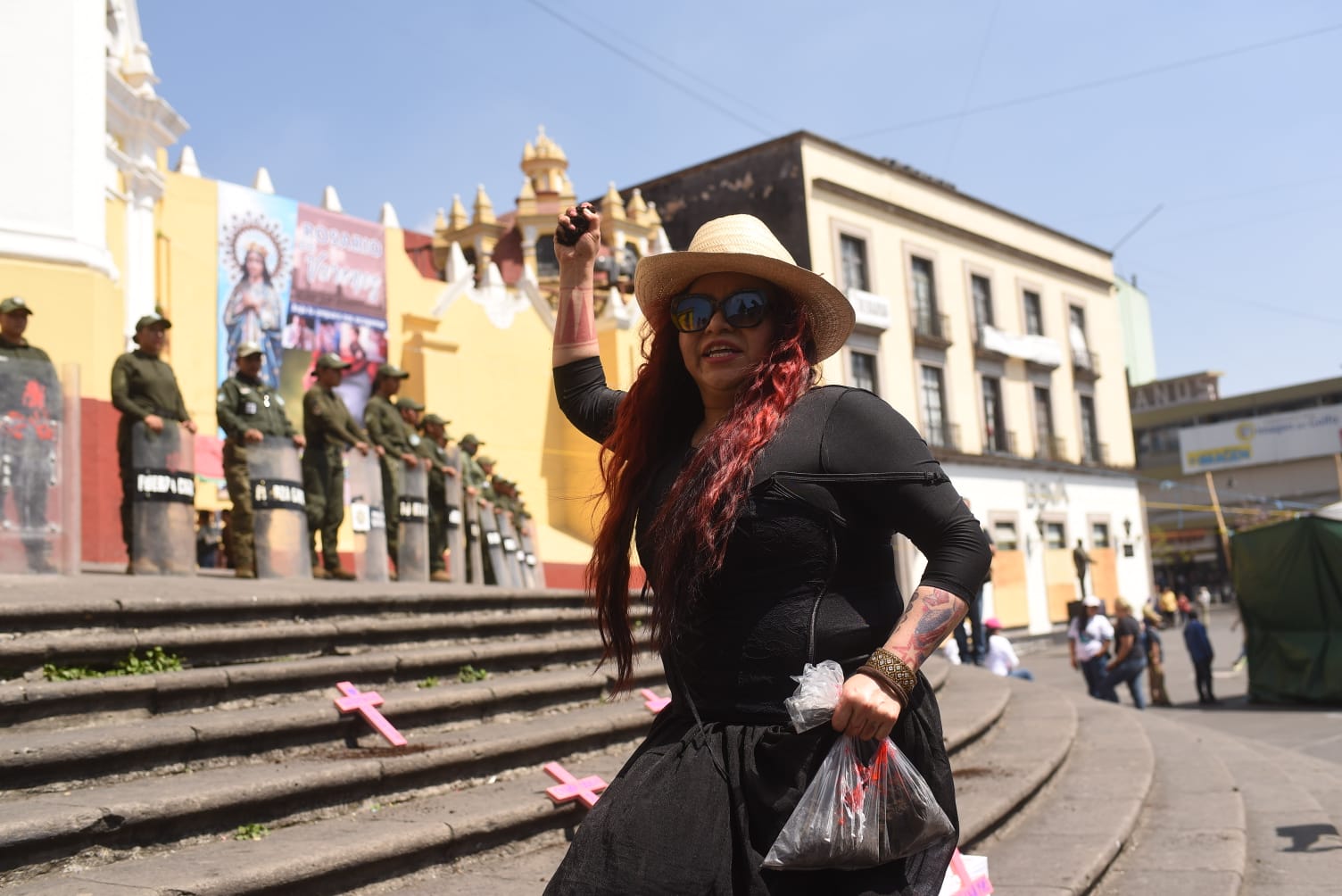 Con performance protestan por las 19 mujeres asesinadas en Veracruz este año