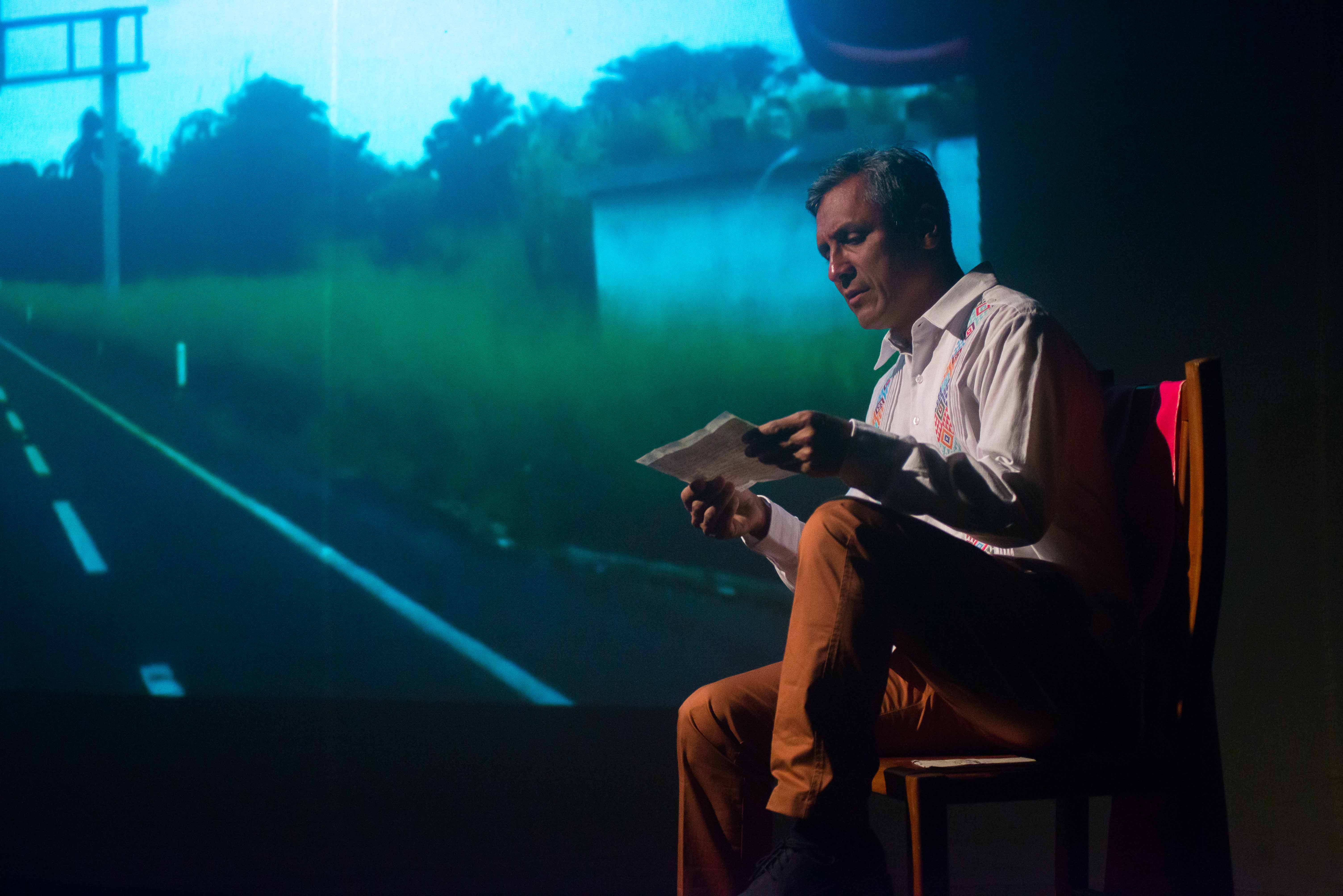 Teatro del Tolok estrena el biopersonal Diidxa´ ni guxana laanu (Lengua madre) en Teatro La Caja UV