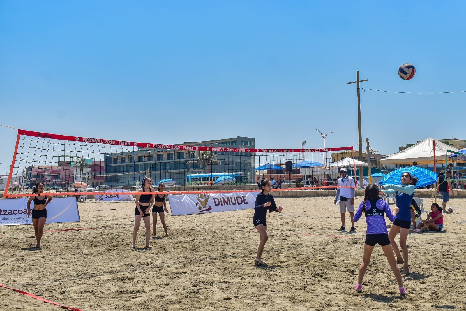 Arrancan actividades de Semana Santa en La Gran Playa Coatza 2023