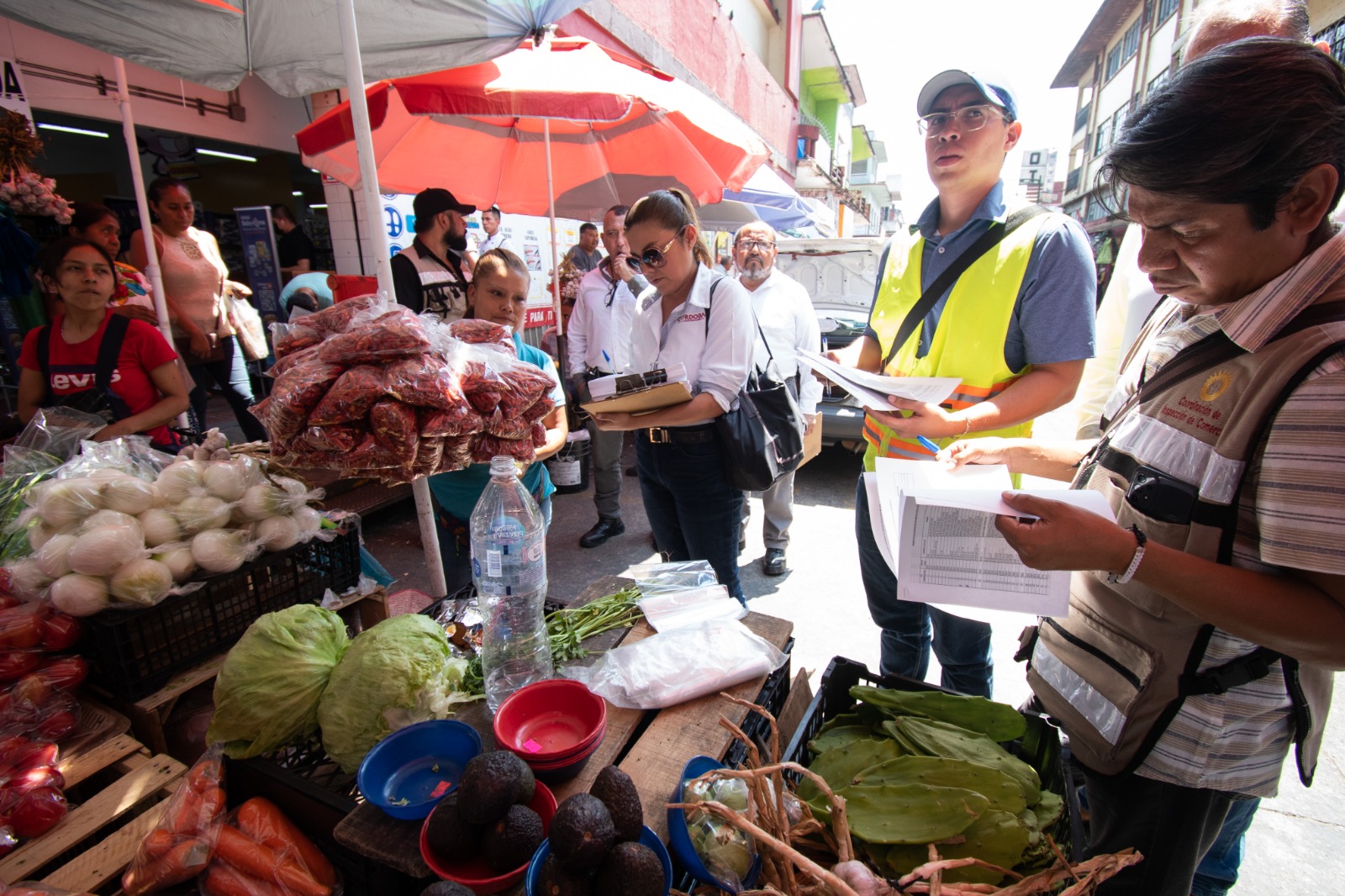 Comercio de Córdoba invita a locatarios del Revolución a ocupar sus lugares