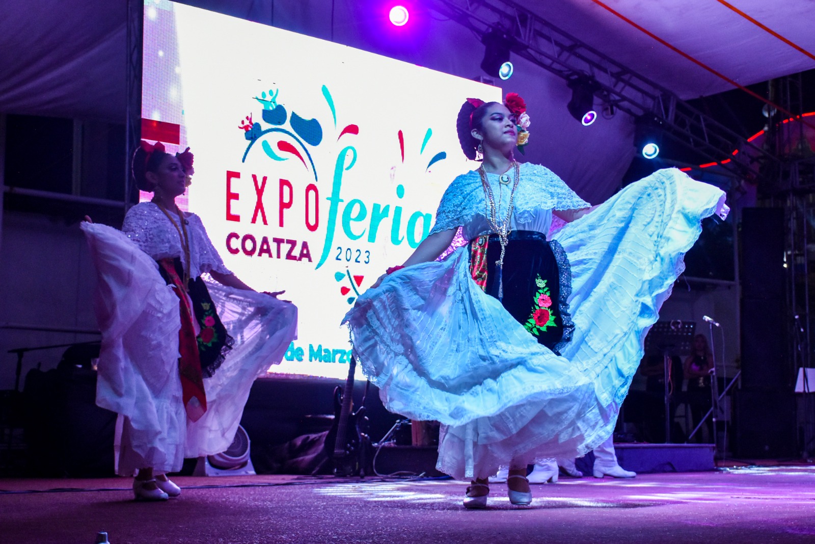 Transformación cultural: más de 700 artistas locales en la Expo Feria Coatza 2023