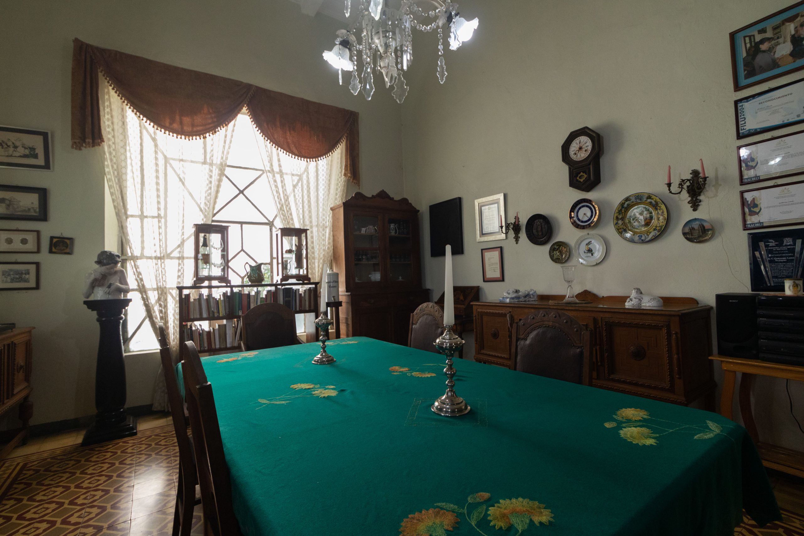 Invita IVEC a conocer las colecciones que resguarda la Casa Museo Guillermo Landa