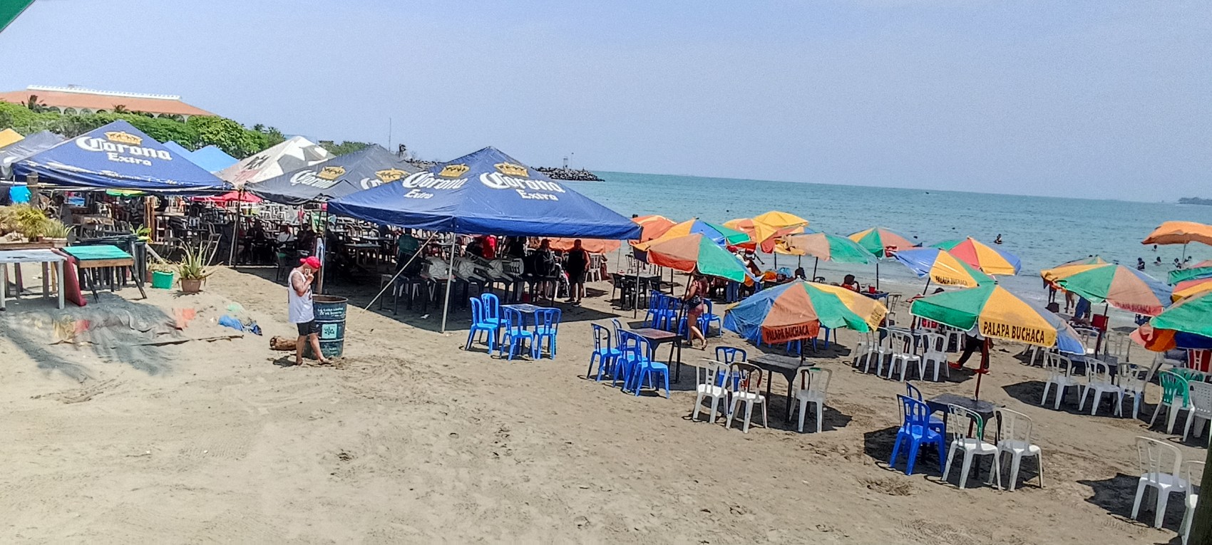 Continúa la supervisión municipal a palapas de Villa del Mar