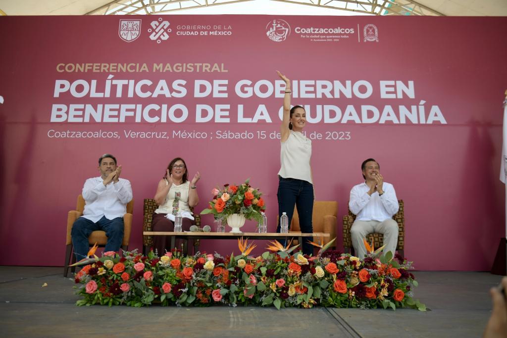 Las mujeres podemos gobernar una ciudad y el país: Sheinbaum desde el sur de Veracruz