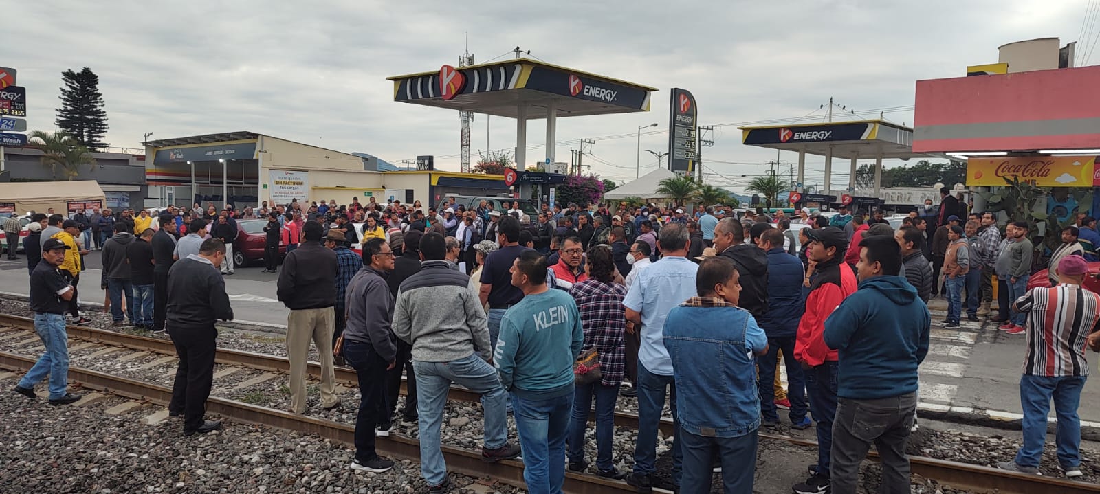 Taxistas de Orizaba solicitan sensibilidad al aplicar la Revista Vehicular 2023