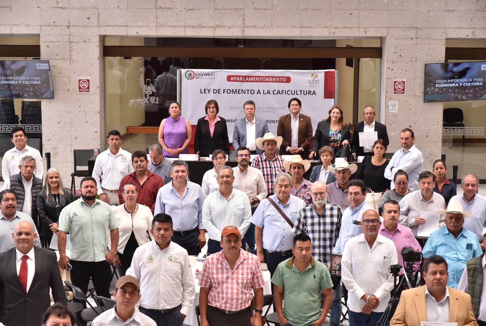 Realizan en el Congreso foro abierto para enriquecer ley nacional de la cafeticultura