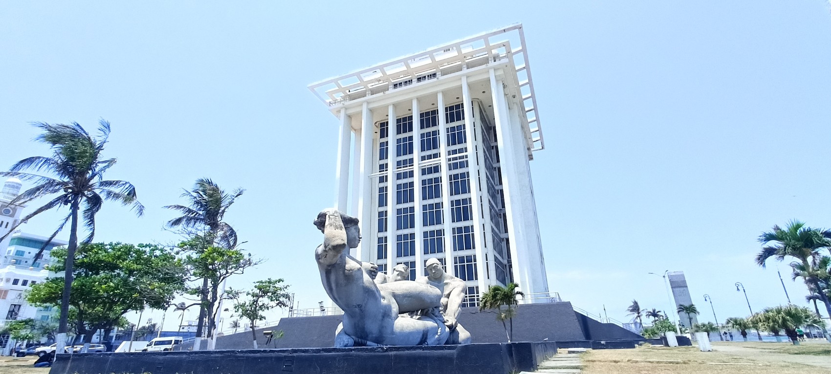 Conagua ocupa la Torre de Pemex de Veracruz a cuatro años del anuncio de AMLO