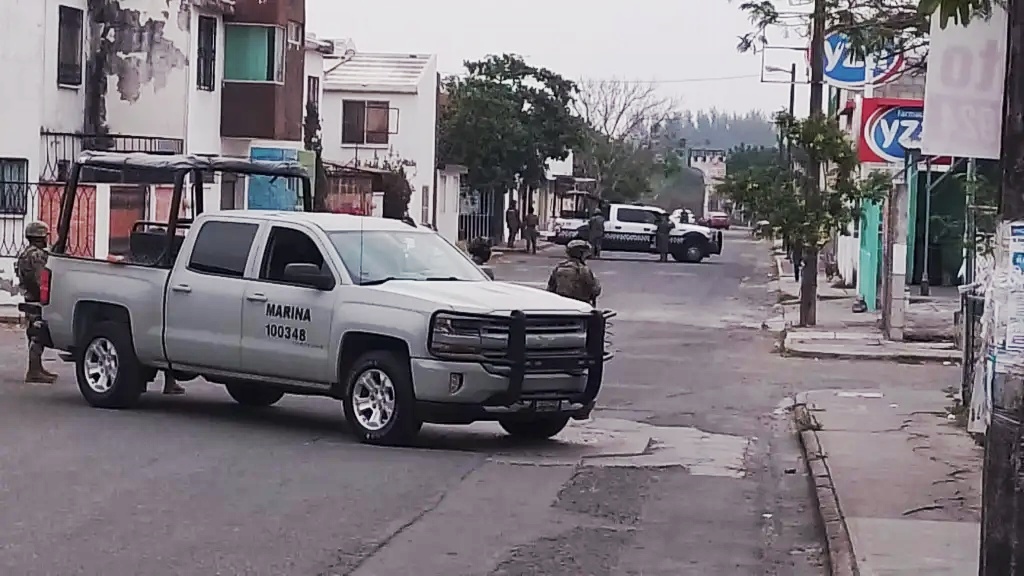 Intenso operativo en Geo Villas Pinos, de Veracruz