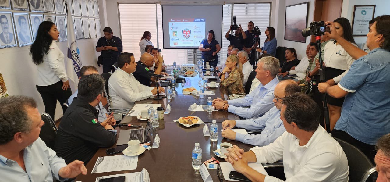Celebran mesa de seguridad empresarios, SSP y alcaldes de Veracruz, Boca del Río y Jamapa
