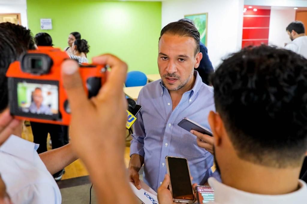 Trabajamos todos los días para que Boca del Río sea una ciudad segura y en paz: Alcalde Unánue